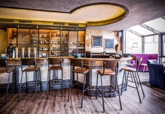 BarLounge