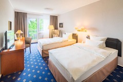 Twin room with balcony