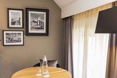 suite living room