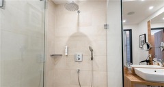 shower Komfort-Plus-double room