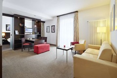Suite Living room