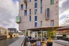 Terrace Restaurant Artelier building
