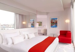Art Panorama Room