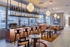 Bar Artelier bar seats