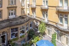 Restaurant Terrace