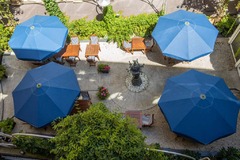 Restaurant Terrace