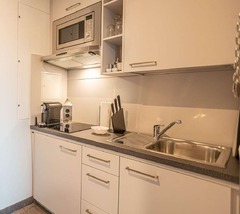 Guest room kitchenette