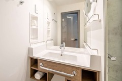 Standard Room bathroom