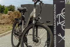 Bicycle station
