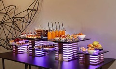 Coffee break meetings