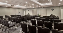 Plaza Suite 4 5 theater style