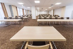 Meeting room theater set-up