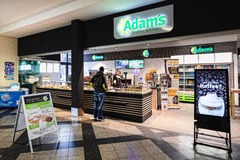 Adam's Speyer im Bahnhof