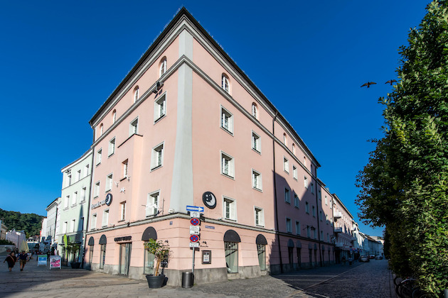 Premier Inn Passau Weisser Hase hotel