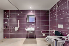 Premier Inn Düsseldorf City Friedrichstadt hotel accessible wet room with walk in shower