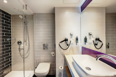 Premier Inn Leipzig City Hahnekamm hotel bathroom with shower