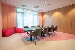 Meeting Room - Creative Cave