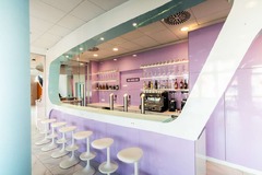 Lobby bar