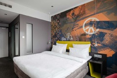 Cosy Small Room