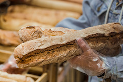 BÄCKEREI
Im Vorkassenbereich heißen Sie mit der Bäckerei Ganseforth die Meister ihres Fachs willkommen. Genießen Sie die täglich frisch aufgebackenen Brötchen, Brote, Baguettes, Brezel sowie herzhaften Snacks und belegte Brötchen. Nehmen Sie im gemütliche