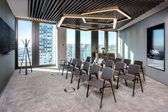 Meetingroom Macan - Theater