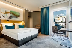 Hotel Motel One Köln-Altstadt- Room