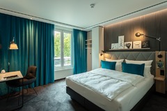 Hotel Motel One Saarbrücken - Room