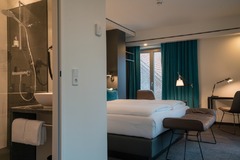 Hotel Motel One Lübeck - Room