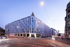 Hotel Motel One München-Haidhausen - Exterior