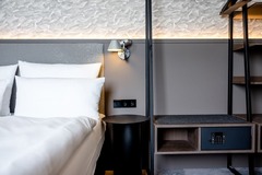 Hotel Motel One Hamburg-Alster - Room