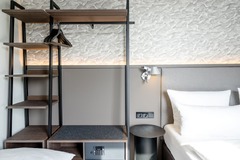 Hotel Motel One Hamburg-Alster - Room