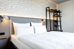 Hotel Motel One Hamburg-Alster - Room