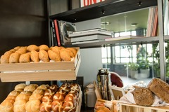 Hotel Motel One Mannheim - Breakfast