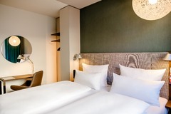 Hotel Motel One Nürnberg-City - Room
