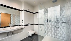 Premier Plus Bathroom