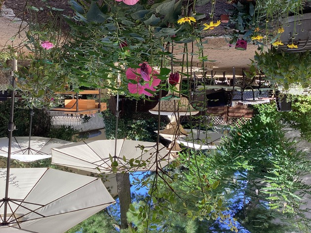 Pavao Garden & Restaurant