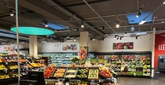 REWE Zuericher Str Muenchen Obst und Gemuese weit