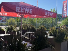 REWE Mömbris Sonnenschirm