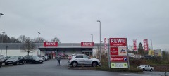 REWE Mömbris Parkplatz