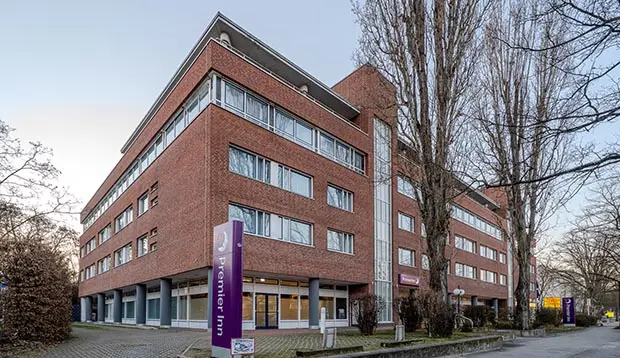 Premier Inn Berlin City Süd Hotel
