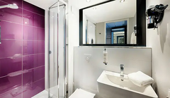 Double Bathroom