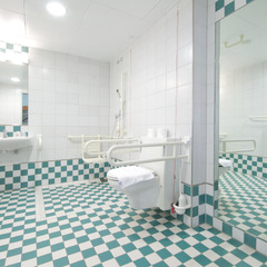 Barrierefreies Badezimmer
