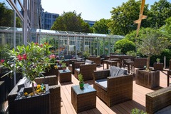 THEOS Terrasse