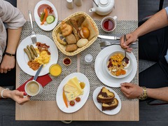 Frühstückstisch