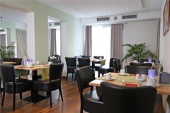 Breakfast room