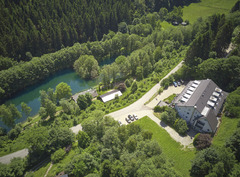 Luftbild vom Waldhaus am See in Willingen.