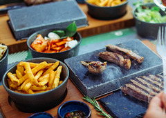 Mauritius Hot Stone Steak, bestimme selbst deine Garstufe, 300g Black Angus