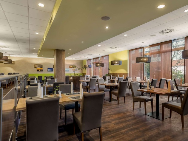 Westside Restaurant-Bar-Lounge