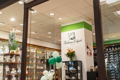 Ansicht des Teehaus Erfurt – Teefachgeschäft für exklusive Tees, stilvolle Geschenkideen, Weihnachtsgeschenke und Firmengeschenke. Das Teehaus befindet sich im Herzen von Erfurt und ist die erste Adresse für Teegenuss und Präsente in Erfurt, Weimar, Jena,