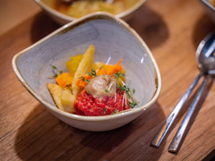 Vegetarische Schwarzwald Tapas mit Gemüse und Pastinaken im Restaurant Das Blümchen Friedrichshafen.